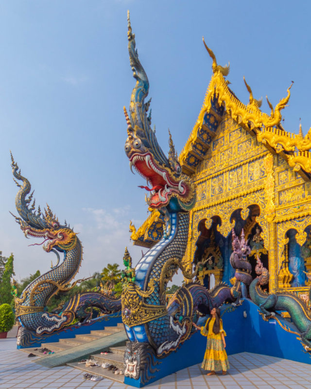 Chiang-rai-temples-featured-image-blue-temple